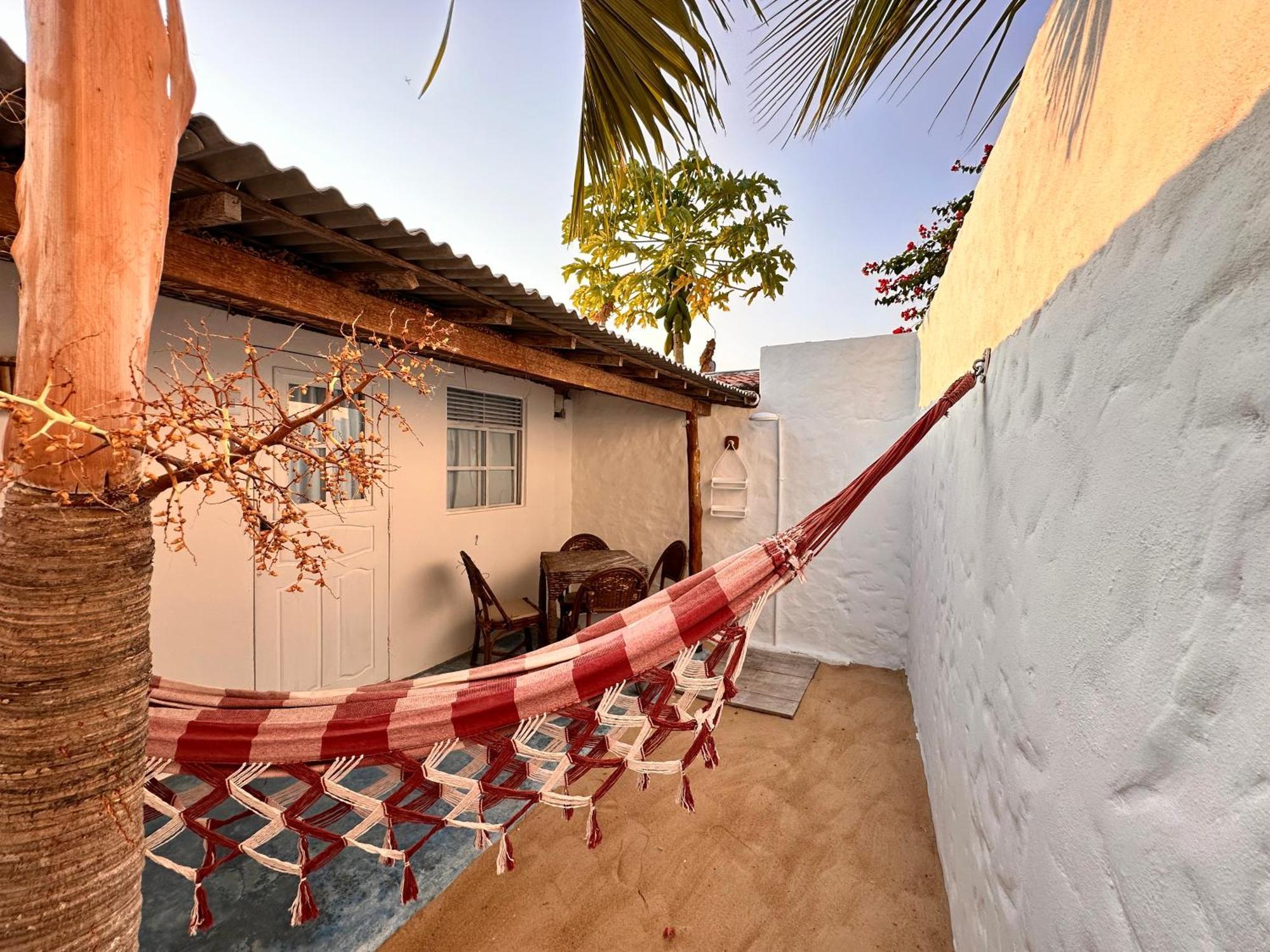 Pousada Oasis กาลิญโญส ภายนอก รูปภาพ